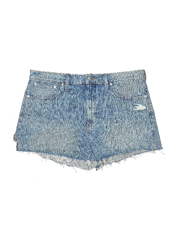 High-Rise Denim Shorts in Medium Wash