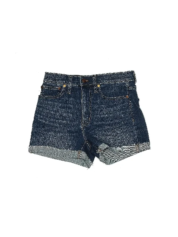 Mid-Rise Denim Shorts in Light Wash